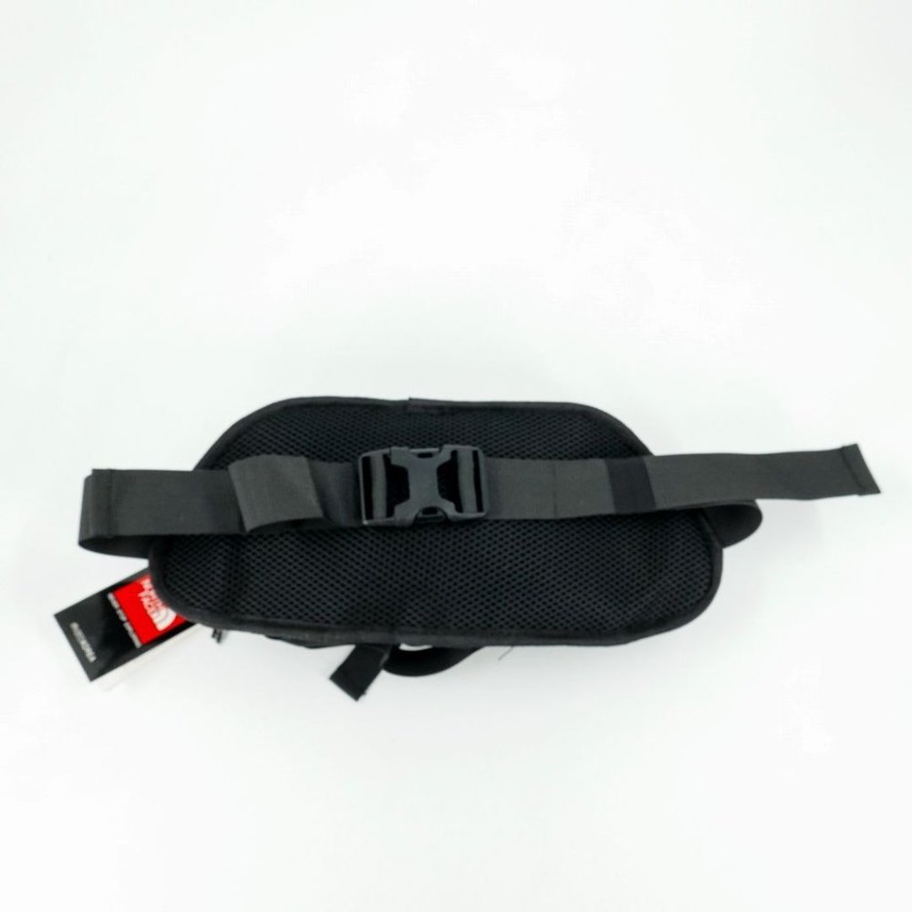 The North Face Breeze Hip Sack Body Bag One Shoulder Camp Cross Bag Black - Picture 7 of 13